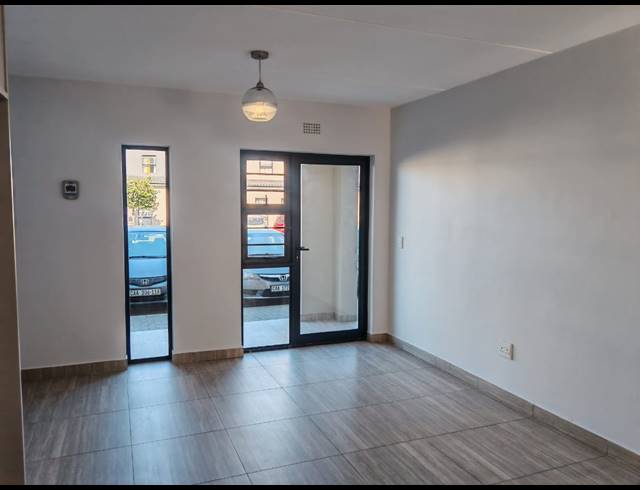 2 BEDROOM APARTMENT FOR SALE IN PARKLANDS NORTH